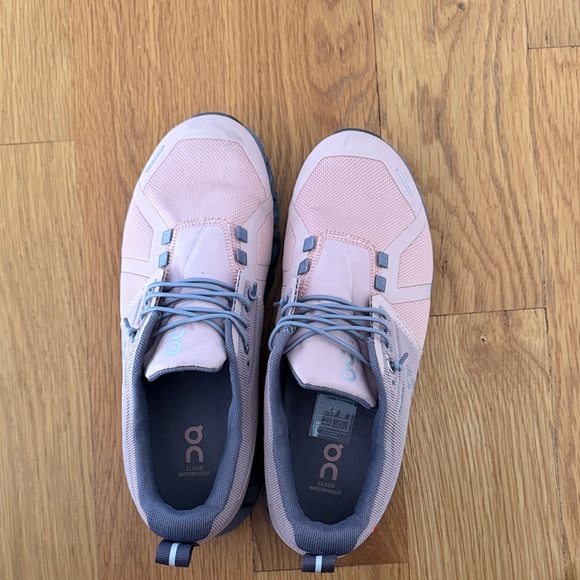 On Running Pink and Gray Athletic Shoes - Picture 2 of 5